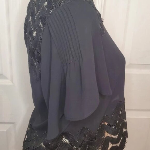 Size S/P Bebe Black Metallic Chevron Blouse - Picture 7 of 8